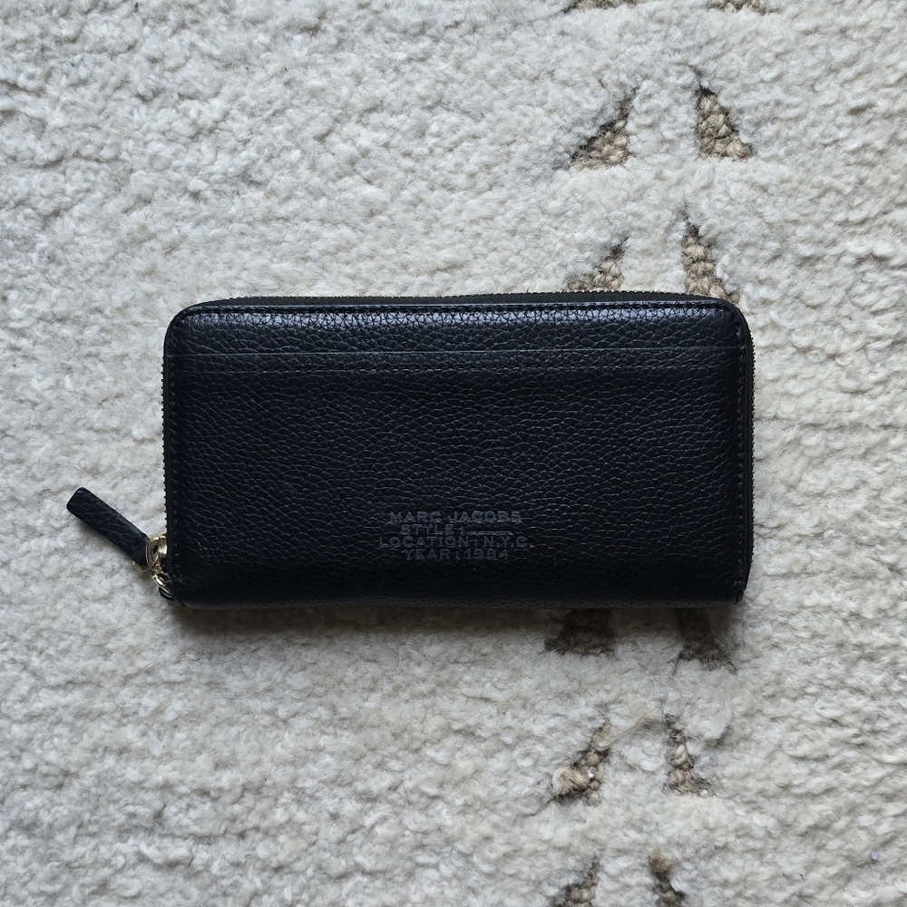 Marc Jacobs Black and Gold Zip Wallet